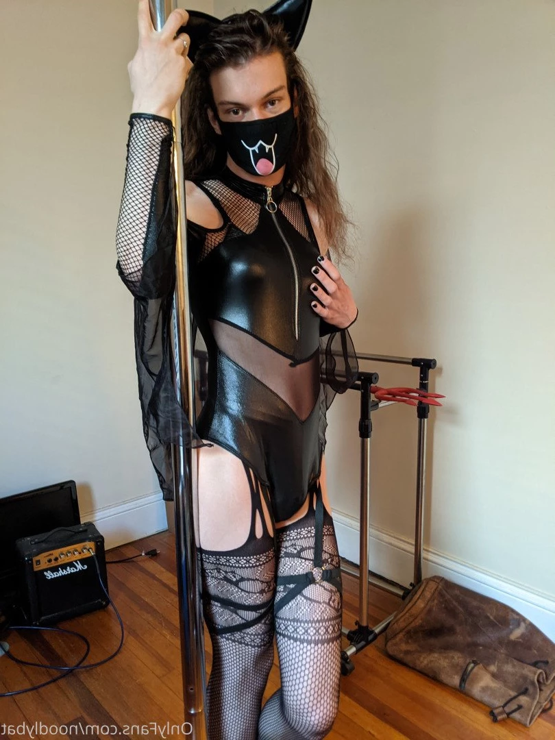 Rezzy the heckbat 🔞 [ noodlybat ] Onlyfans leaked photo 2993184 on Hotleaks.tv