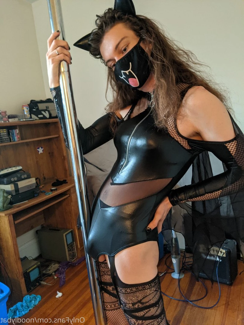 Rezzy the heckbat 🔞 [ noodlybat ] Onlyfans leaked photo 2993304 on Hotleaks.tv