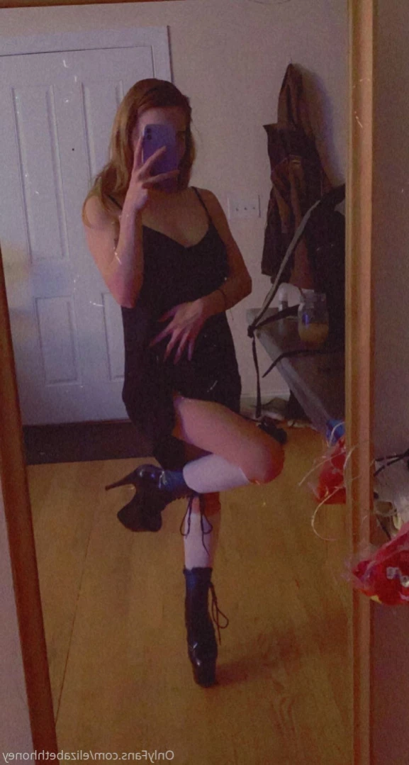 Elizabeth 💗 $4 Sale [ elizabethhoney ] Onlyfans leaked photo 14547520 on Hotleaks.tv