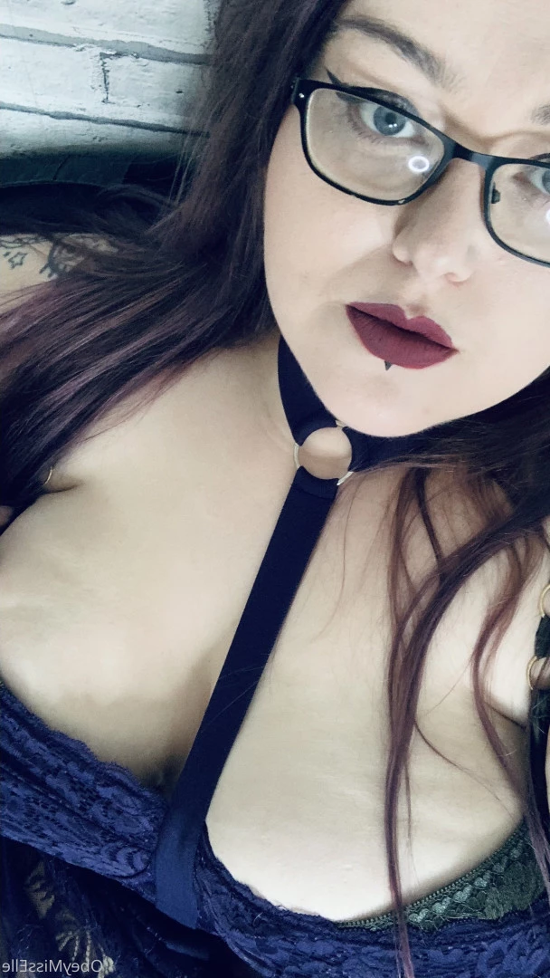 👑 Elle 👑 [ obeymisselle ] Onlyfans leaked photo 9756001 on Hotleaks.tv