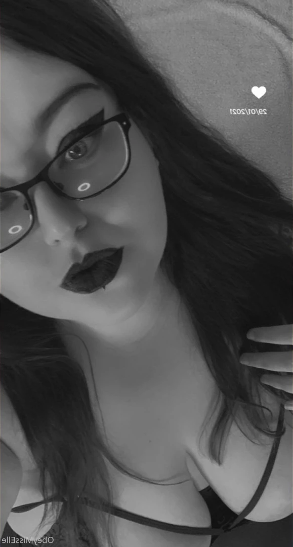 👑 Elle 👑 [ obeymisselle ] Onlyfans leaked photo 9756335 on Hotleaks.tv