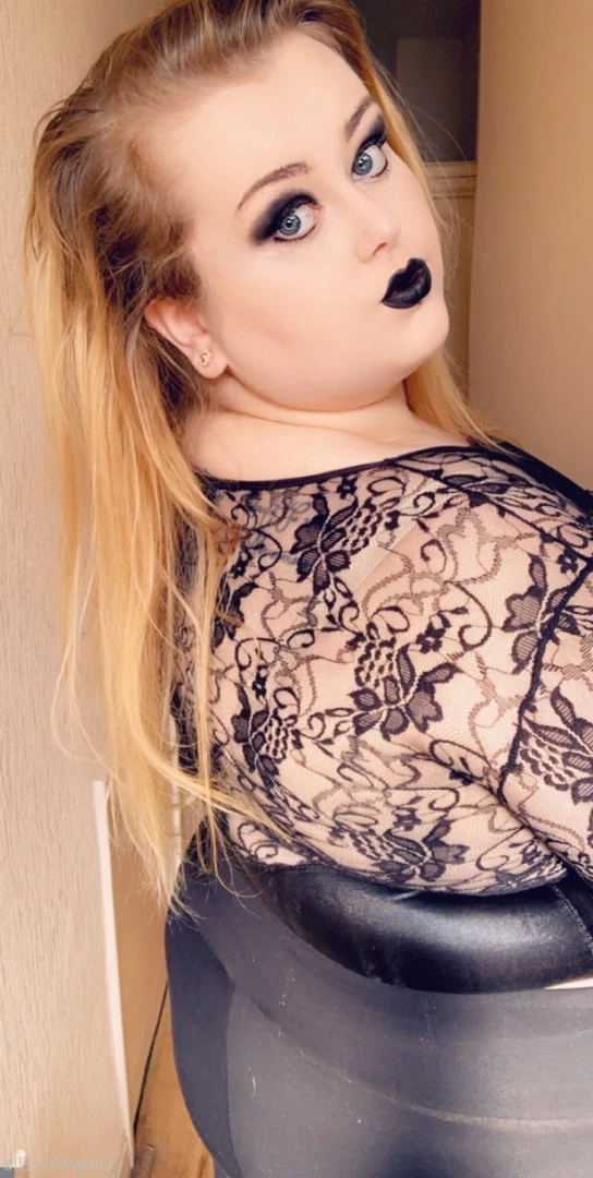 👑 Elle 👑 [ obeymisselle ] Onlyfans leaked photo 9759102 on Hotleaks.tv