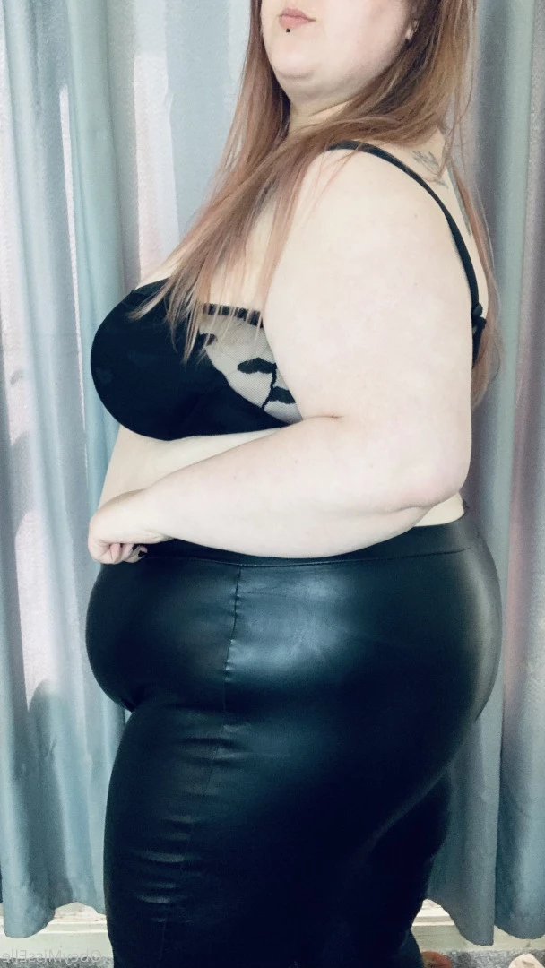 👑 Elle 👑 [ obeymisselle ] Onlyfans leaked photo 9759466 on Hotleaks.tv
