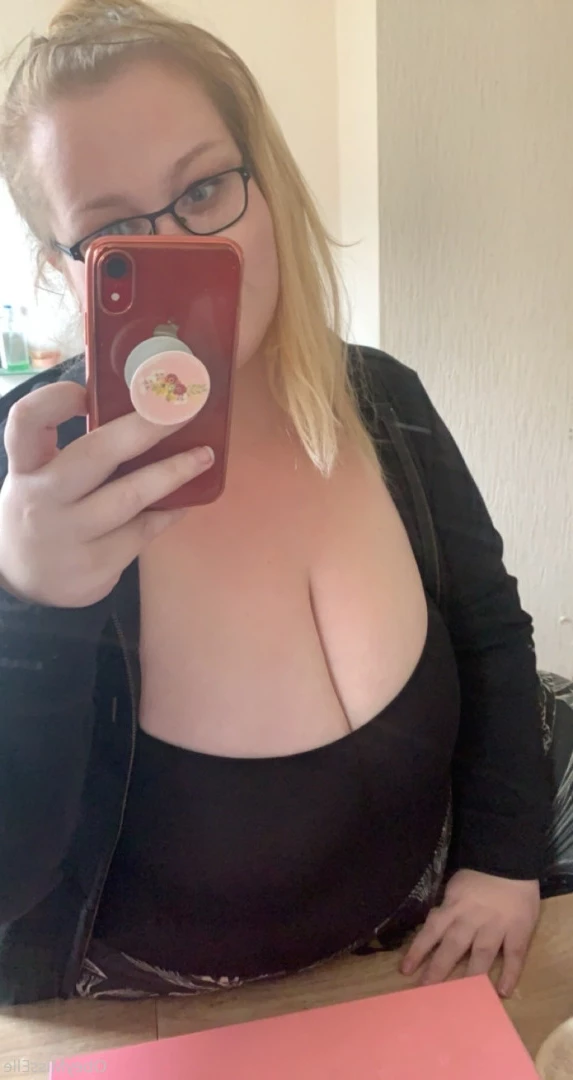 👑 Elle 👑 [ obeymisselle ] Onlyfans leaked photo 9760059 on Hotleaks.tv