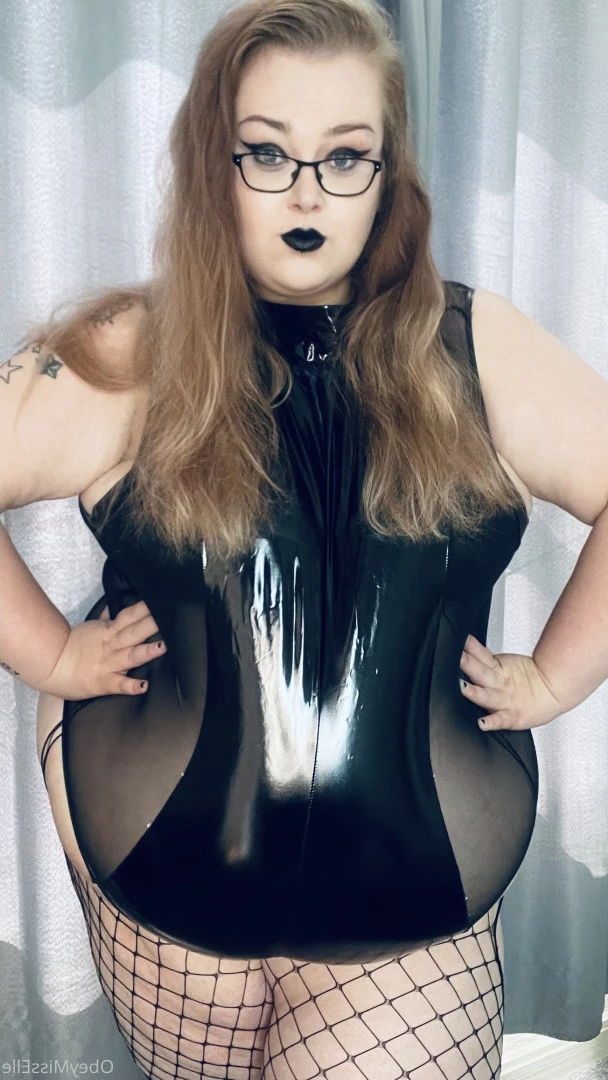 👑 Elle 👑 [ obeymisselle ] Onlyfans leaked photo 9760327 on Hotleaks.tv