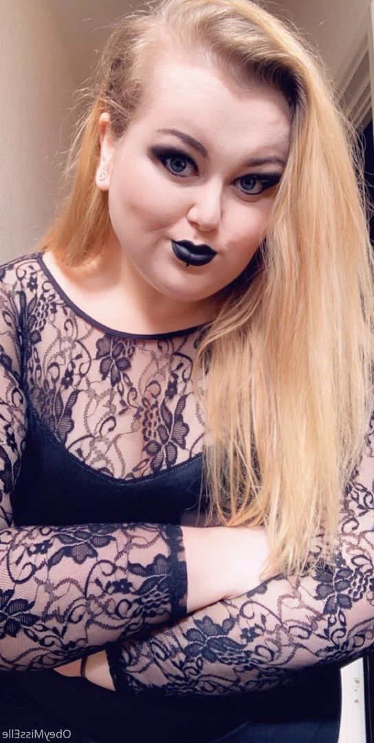 👑 Elle 👑 [ obeymisselle ] Onlyfans leaked photo 9760710 on Hotleaks.tv