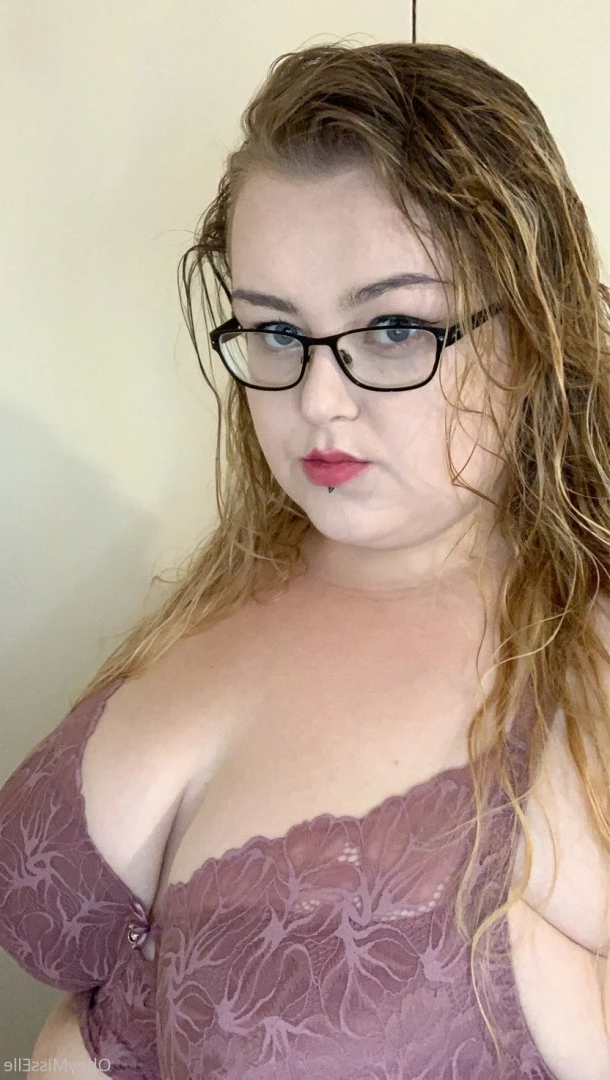 👑 Elle 👑 [ obeymisselle ] Onlyfans leaked photo 9764119 on Hotleaks.tv
