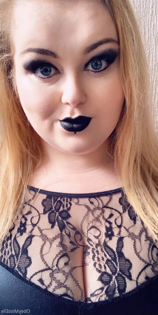 👑 Elle 👑 [ obeymisselle ] Onlyfans leaked photo 9764306 on Hotleaks.tv