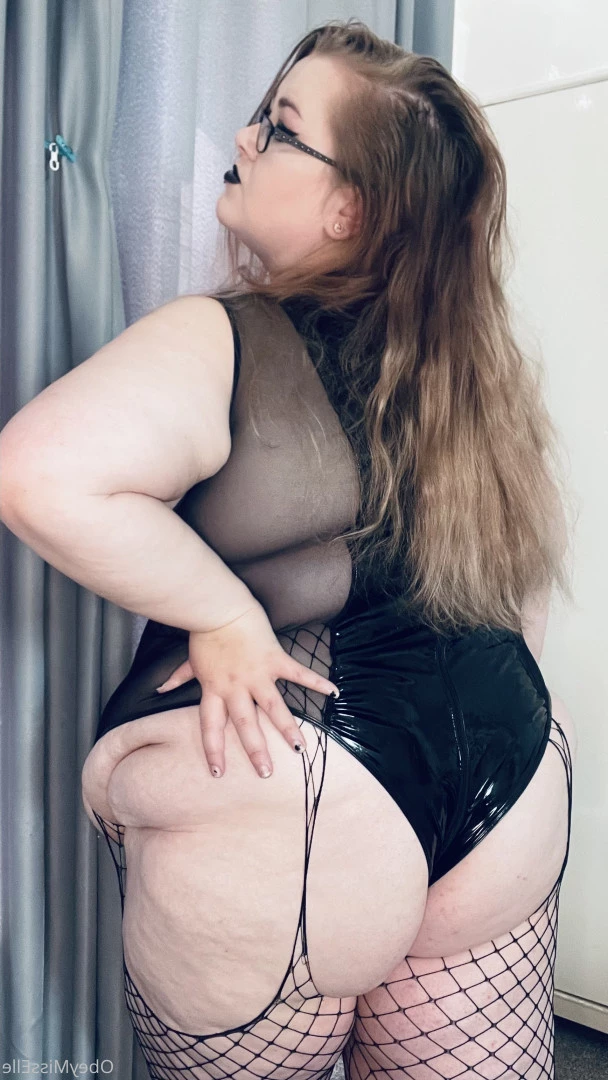 👑 Elle 👑 [ obeymisselle ] Onlyfans leaked photo 9766903 on Hotleaks.tv