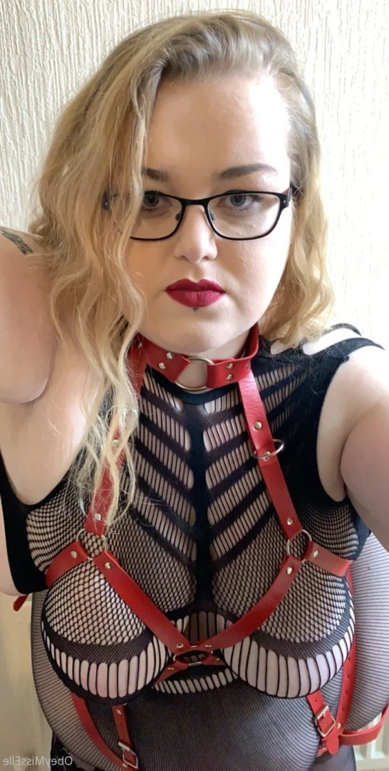 👑 Elle 👑 [ obeymisselle ] Onlyfans leaked photo 9767919 on Hotleaks.tv