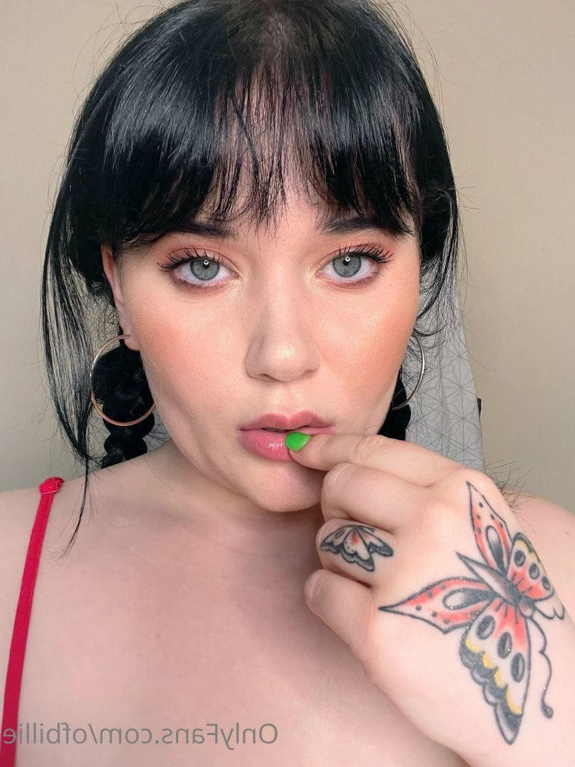 Billie [ ofbillie ] Onlyfans leaked photo 2906224 on Hotleaks.tv