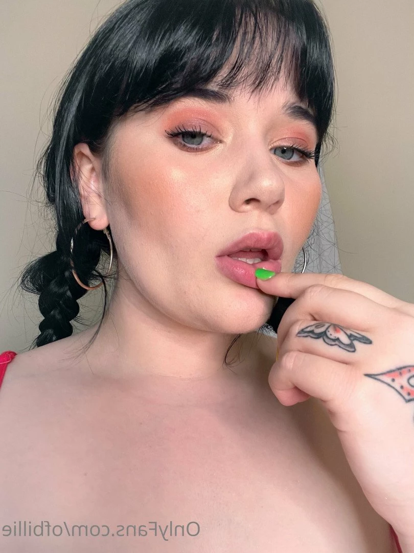 Billie [ ofbillie ] Onlyfans leaked photo 2906426 on Hotleaks.tv