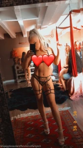 5827433