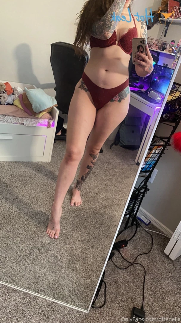 oftenelle Onlyfans leaked photo 12477772 on Hotleaks.tv