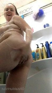 4488527