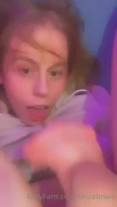 18291605