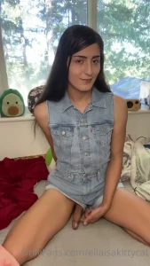 1380929