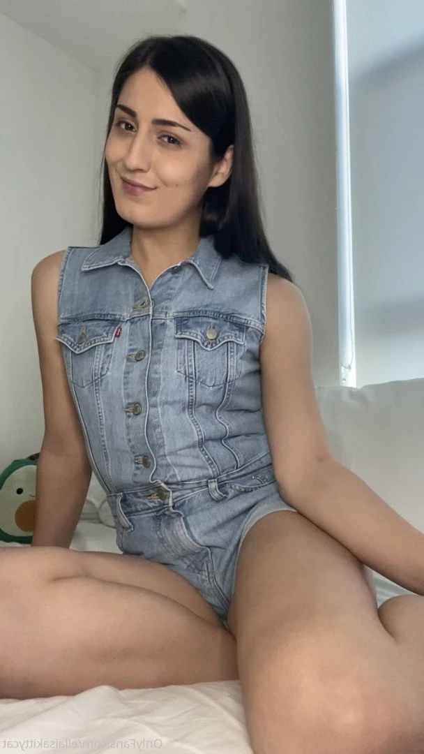 Ella [ ellaisakittycat ] Onlyfans leaked photo 342784 on Hotleaks.tv