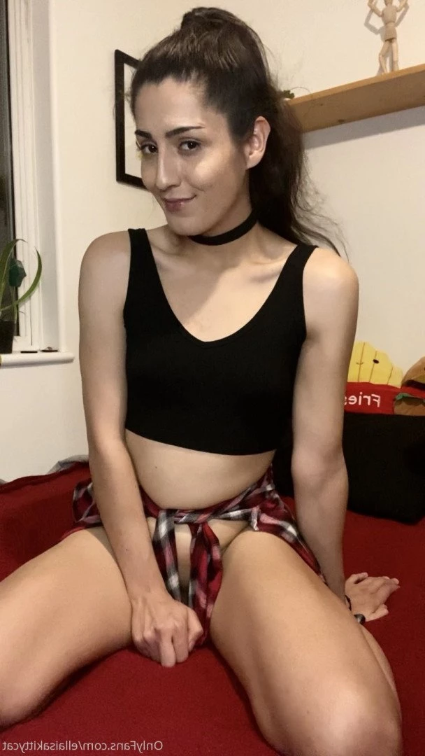 Ella [ ellaisakittycat ] Onlyfans leaked photo 343173 on Hotleaks.tv