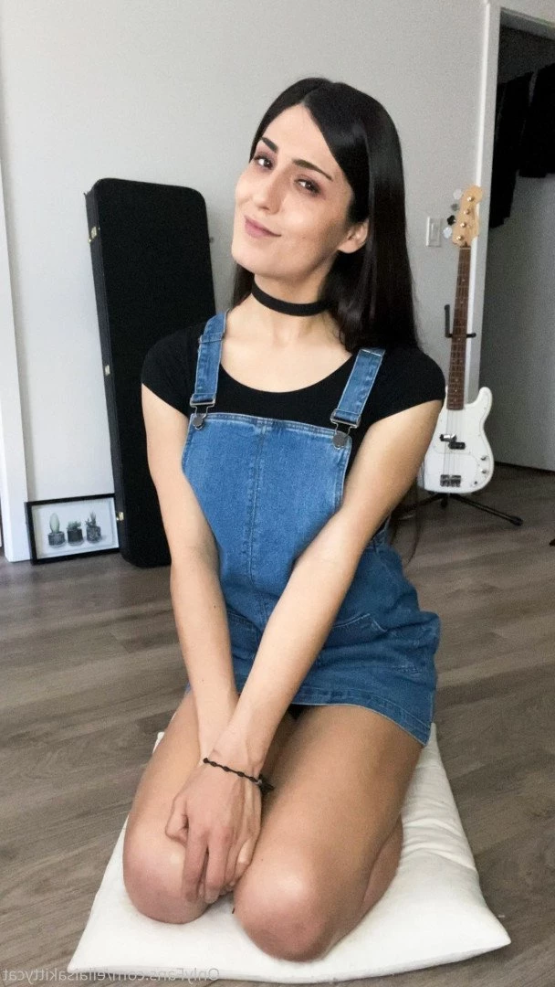 Ella [ ellaisakittycat ] Onlyfans leaked photo 343676 on Hotleaks.tv