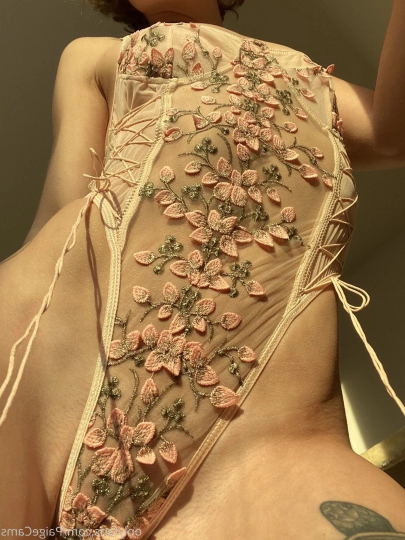 Paige [ paigecams ] Onlyfans leaked photo 2906447 on Hotleaks.tv