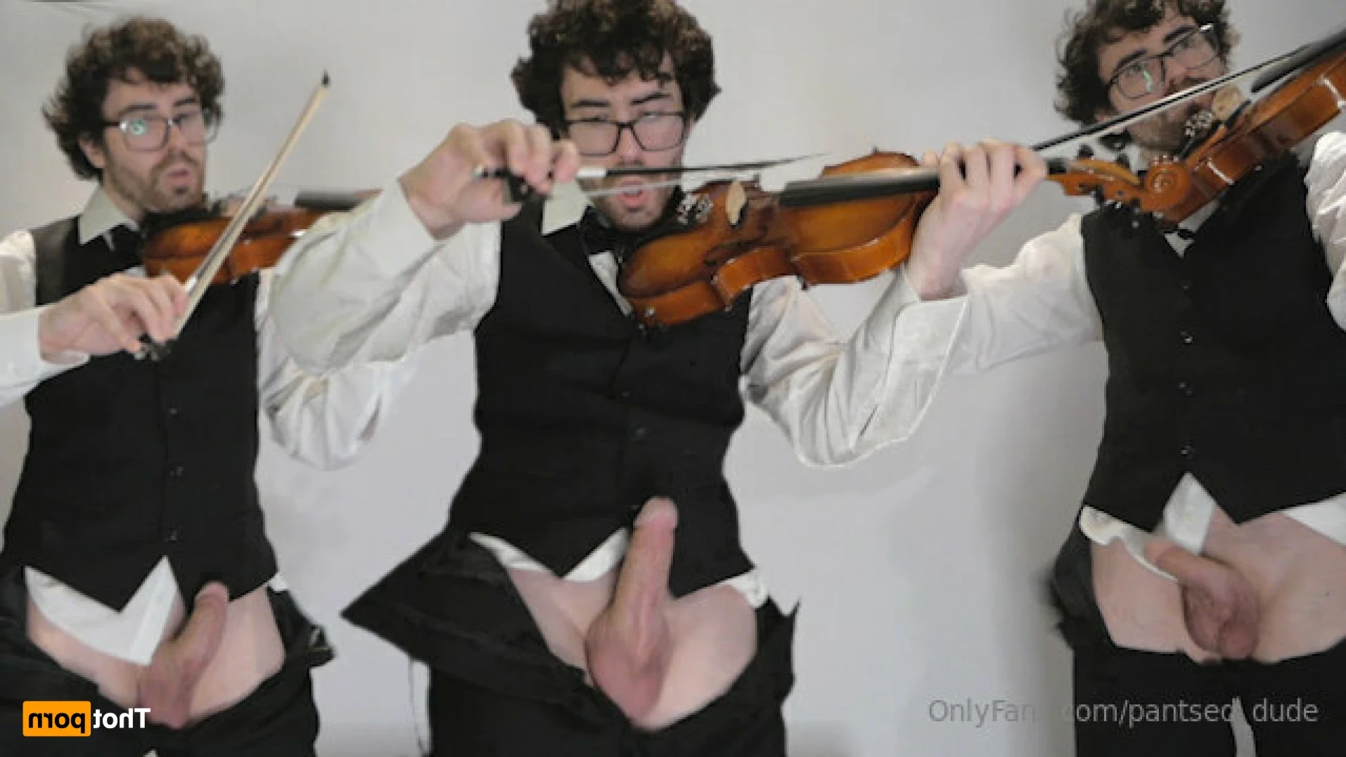 Embarassed Voyeur [ pantsed_dude ] Onlyfans leaked photo 13444373 on Hotleaks.tv
