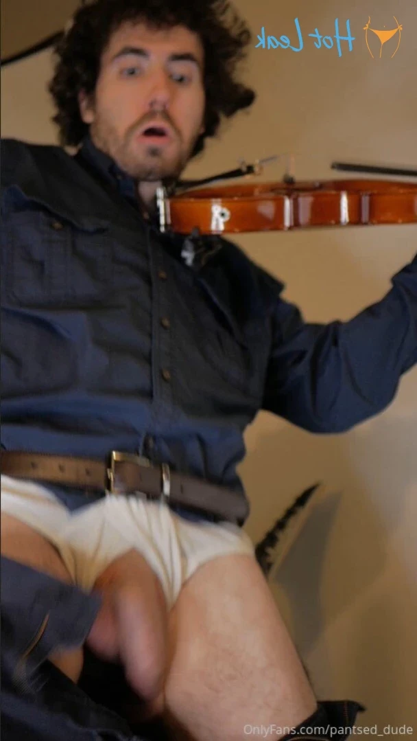 Embarassed Voyeur [ pantsed_dude ] Onlyfans leaked photo 14294774 on Hotleaks.tv