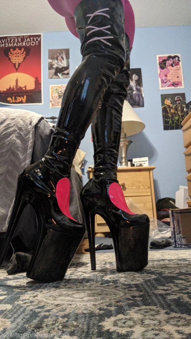 @Paralllaxus [ paralllaxus ] Onlyfans leaked photo 2976773 on Hotleaks.tv