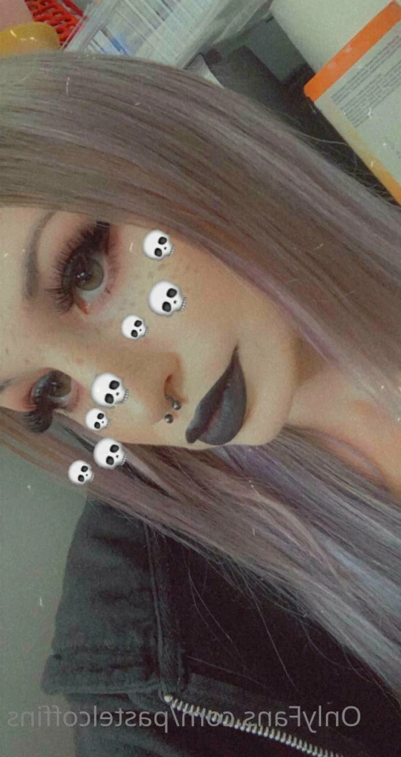 pastelcoffins ♡ 𝐒𝐄𝐗𝐓 𝐐𝐔𝐄𝐄𝐍 ♡ [ pastelcoffins ] Onlyfans leaked photo 5723968 on Hotleaks.tv