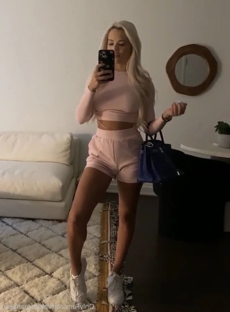 Elsa Jean [ elsadreamjean ] Onlyfans leaked photo 4529735 on Hotleaks.tv