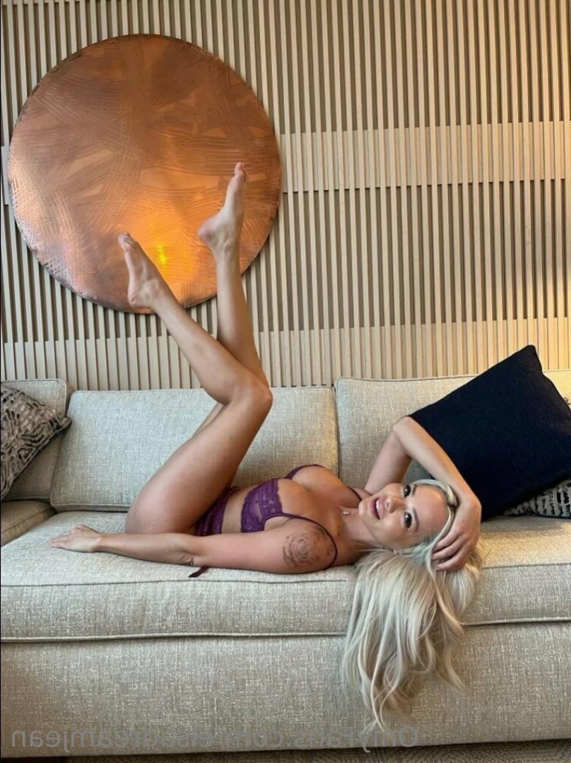 Elsa Jean [ elsadreamjean ] Onlyfans leaked photo 14690527 on Hotleaks.tv