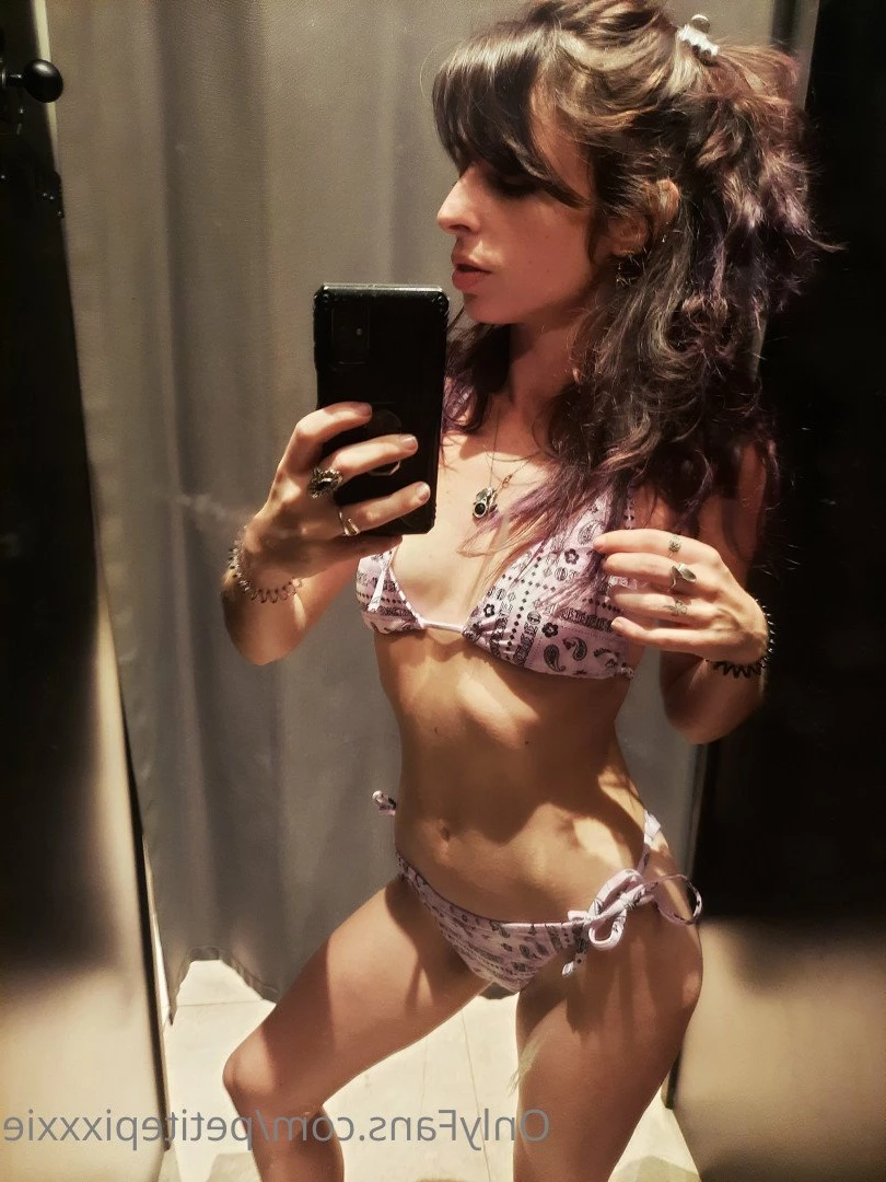 🧚‍♀️ Petite PiX!E 🍀 [ petitepixxxie ] Onlyfans leaked photo 2852587 on Hotleaks.tv