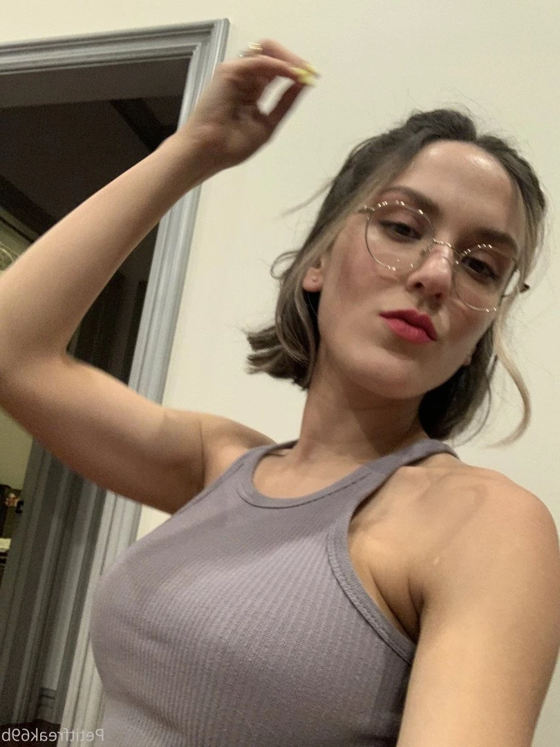 Petite Hotwife [ petitfreak69b ] Onlyfans leaked photo 3189390 on Hotleaks.tv