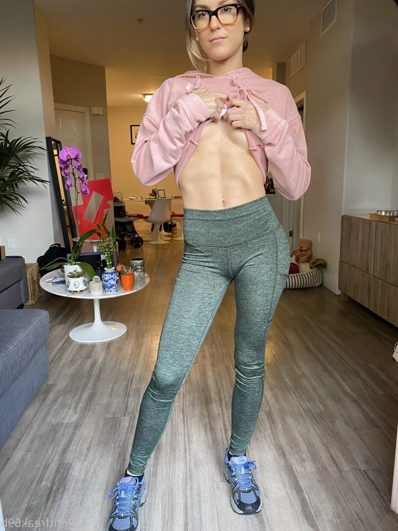 Petite Hotwife [ petitfreak69b ] Onlyfans leaked photo 3192066 on Hotleaks.tv