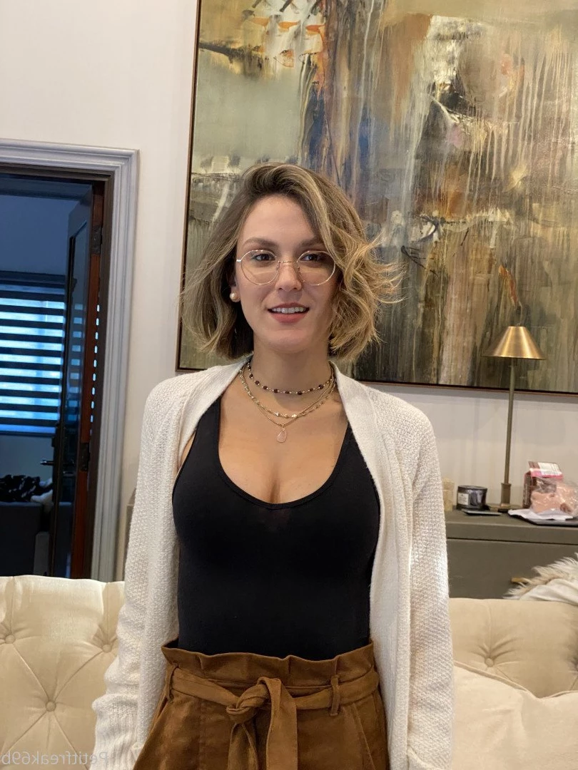 Petite Hotwife [ petitfreak69b ] Onlyfans leaked photo 3192723 on Hotleaks.tv