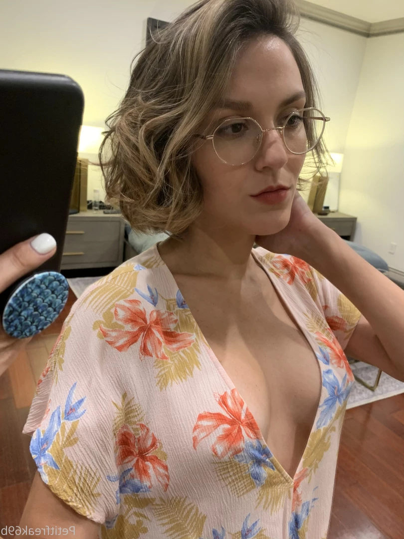 Petite Hotwife [ petitfreak69b ] Onlyfans leaked photo 5721482 on Hotleaks.tv