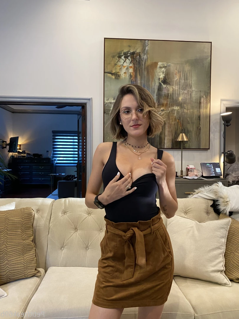 Petite Hotwife [ petitfreak69b ] Onlyfans leaked photo 5721681 on Hotleaks.tv