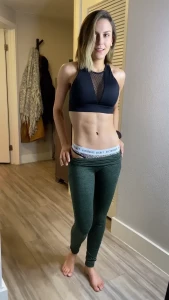 Petite Hotwife [ petitfreak69b ] Onlyfans leaked video 8856183 on Hotleaks.tv