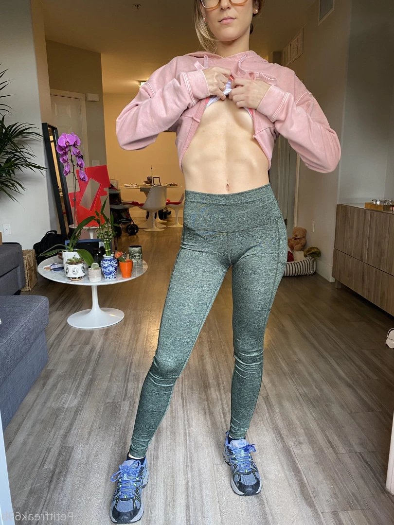 Petite Hotwife [ petitfreak69b ] Onlyfans leaked photo 10269287 on Hotleaks.tv