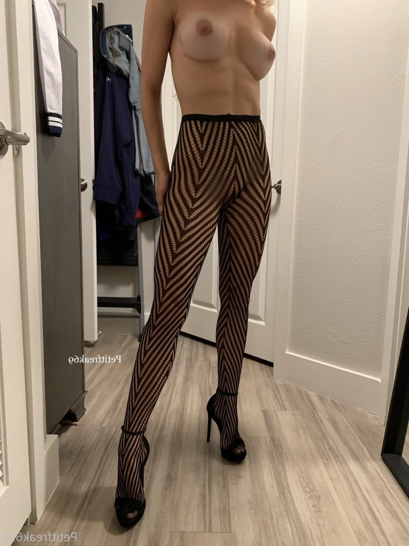Petite Hotwife [ petitfreak69b ] Onlyfans leaked photo 10272998 on Hotleaks.tv