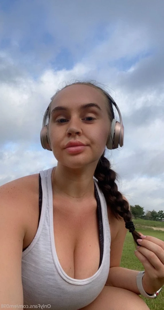 Em 🦋 [ em098 ] Onlyfans leaked photo 347709 on Hotleaks.tv