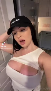 Em 🦋 [ em098 ] Onlyfans leaked video 14469786 on Hotleaks.tv