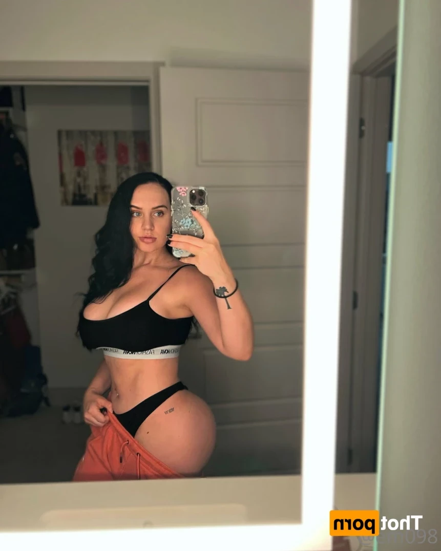Em 🦋 [ em098 ] Onlyfans leaked photo 16184196 on Hotleaks.tv