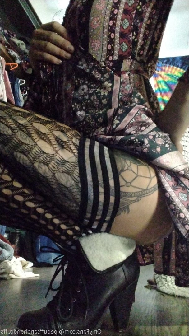 Ganja babe [ pipepuffsandhandcuffs ] Onlyfans leaked photo 2851132 on Hotleaks.tv