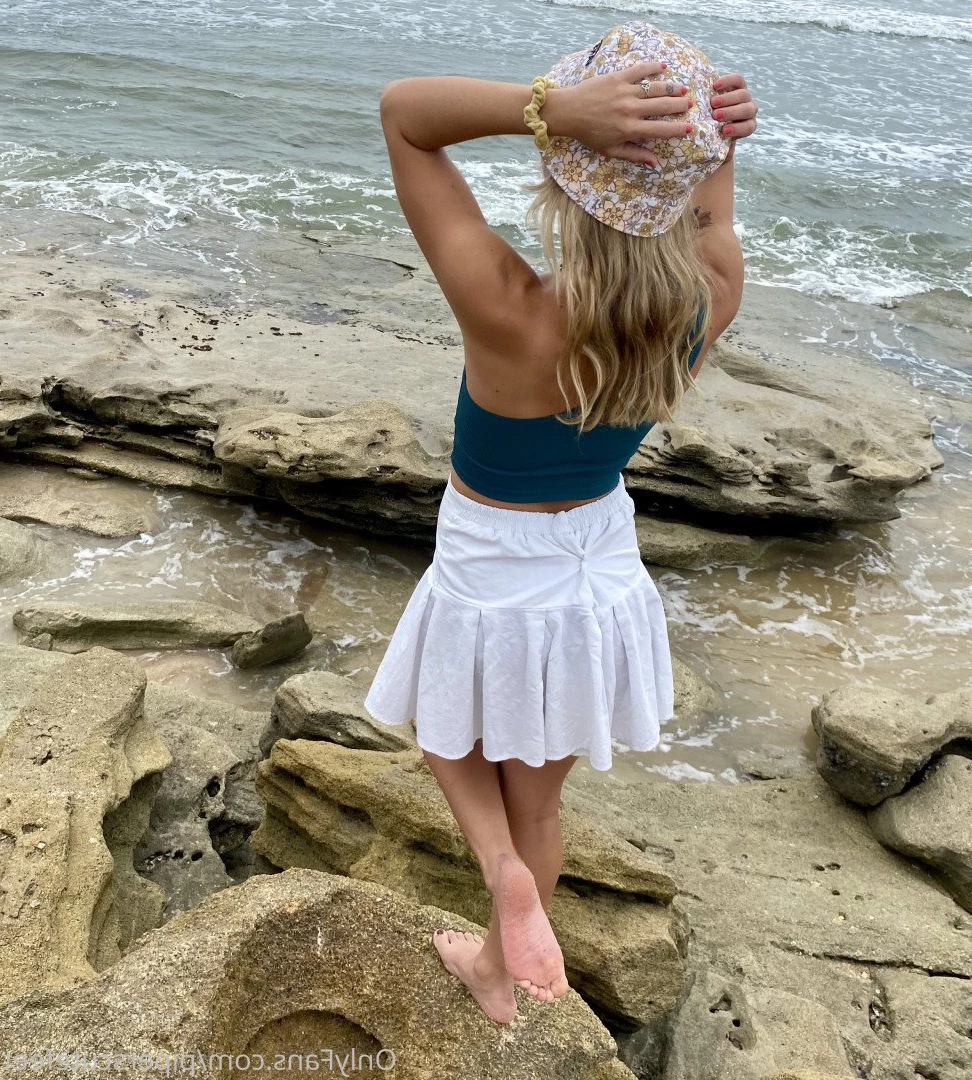 P I P E R     F O X [ piperscutefeet ] Onlyfans leaked photo 3184933 on Hotleaks.tv