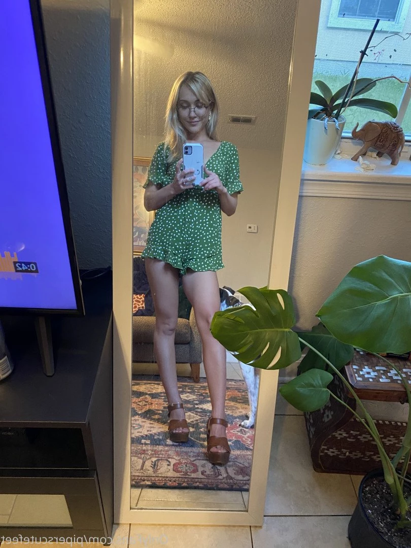 P I P E R     F O X [ piperscutefeet ] Onlyfans leaked photo 3184957 on Hotleaks.tv