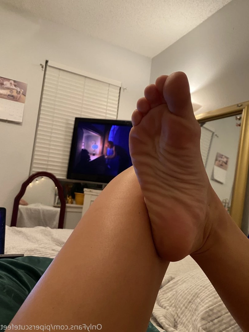 P I P E R     F O X [ piperscutefeet ] Onlyfans leaked photo 3185892 on Hotleaks.tv