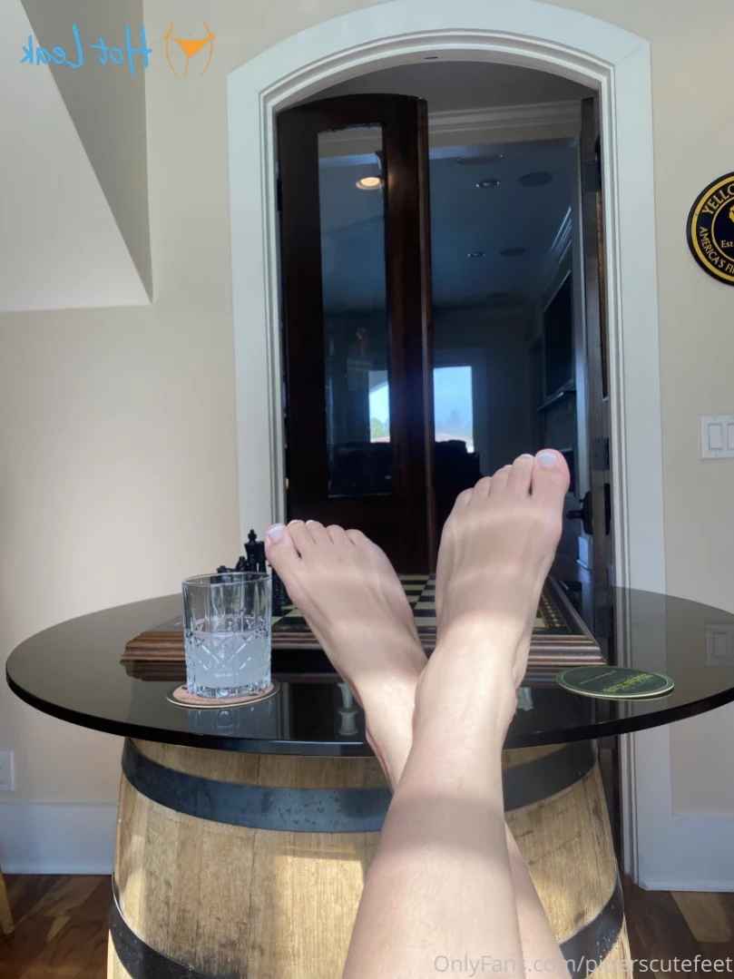P I P E R     F O X [ piperscutefeet ] Onlyfans leaked photo 12570387 on Hotleaks.tv