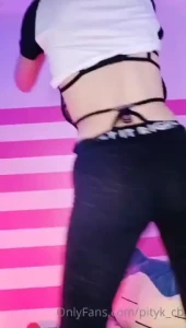 18289989