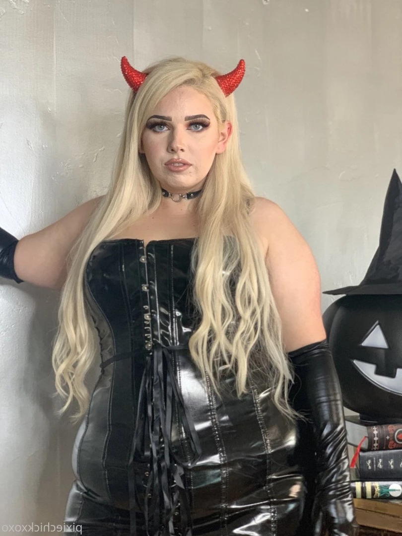 pixiechickxoxo Onlyfans leaked photo 2824824 on Hotleaks.tv
